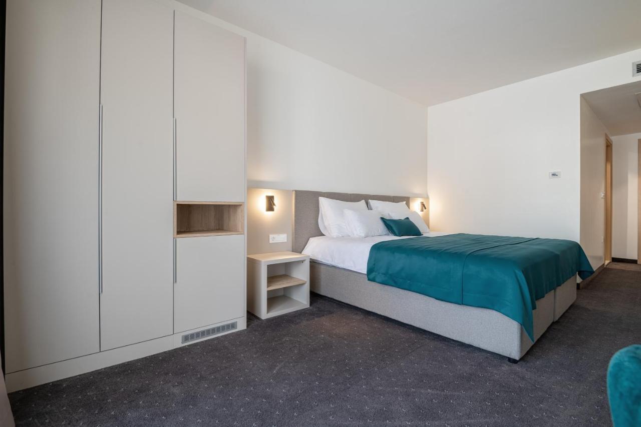 Standard Double or Twin Room Balcony