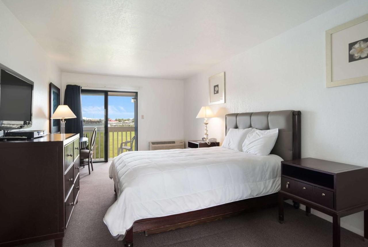 Double Room - Accessible/Non Smoking