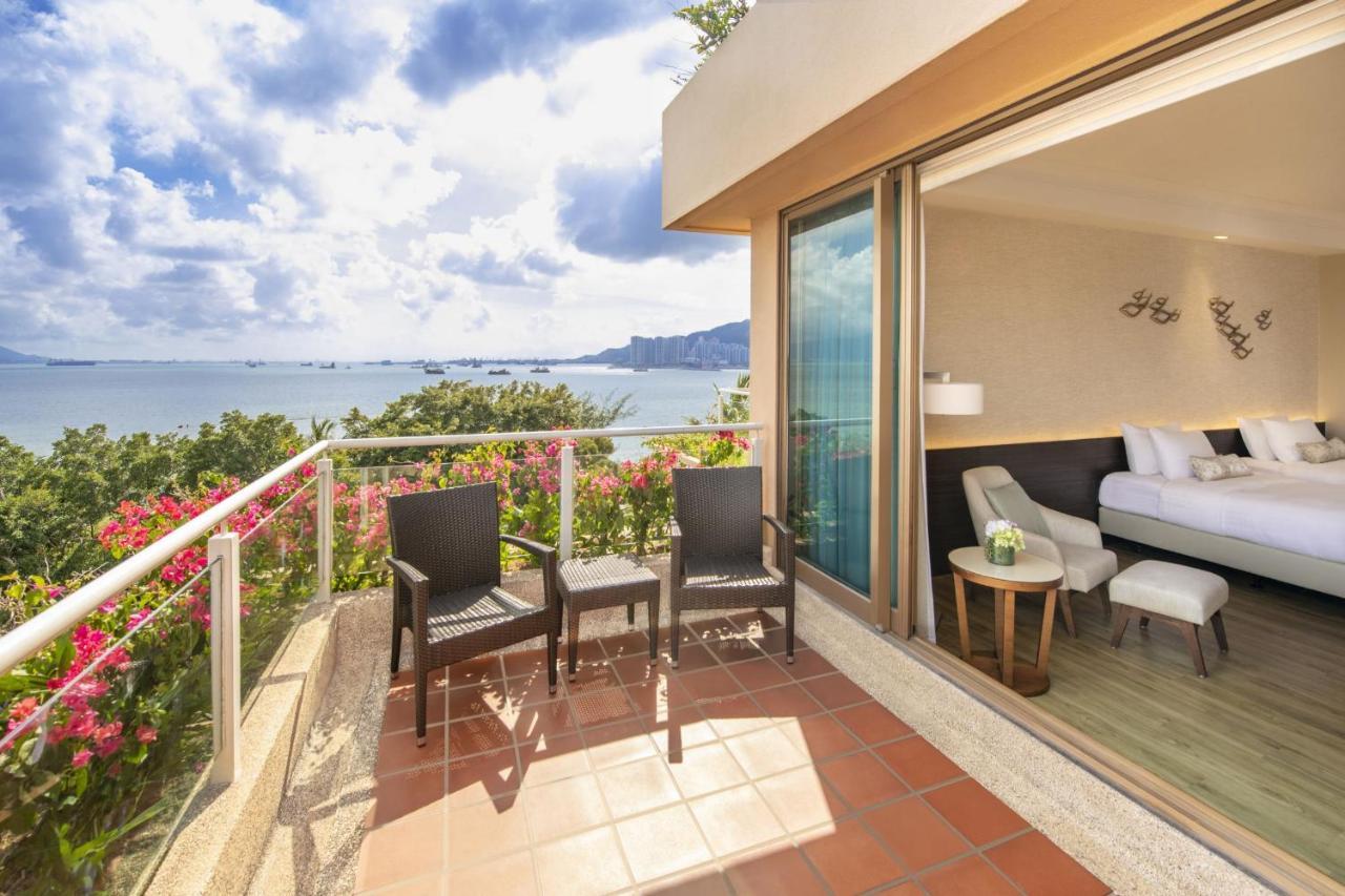 Deluxe Seaview Twin Room with Balcony