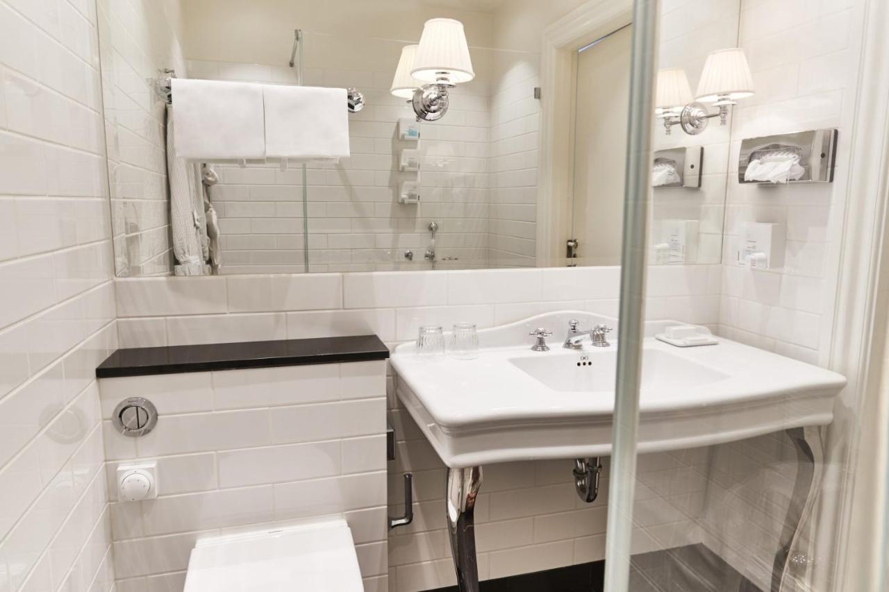 Double or Twin Room with Sea View including evening Spa access