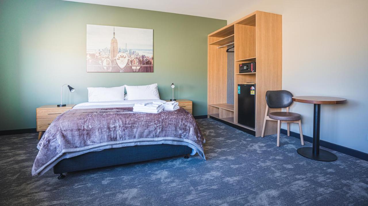 Superior Queen Room
