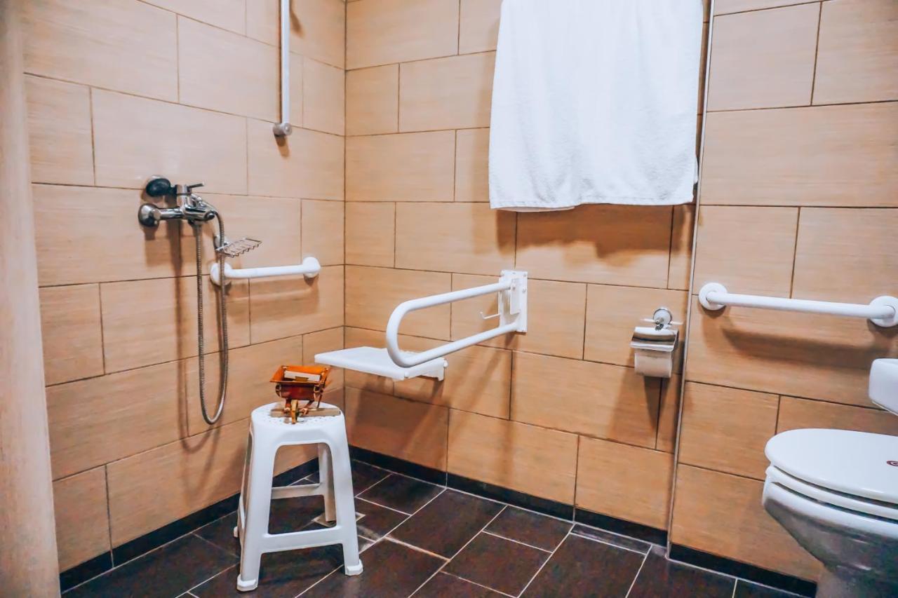 King Room - Disability Access