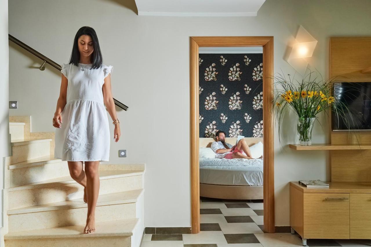 Executive Grand Suite with Private Pool (2-4 adults)