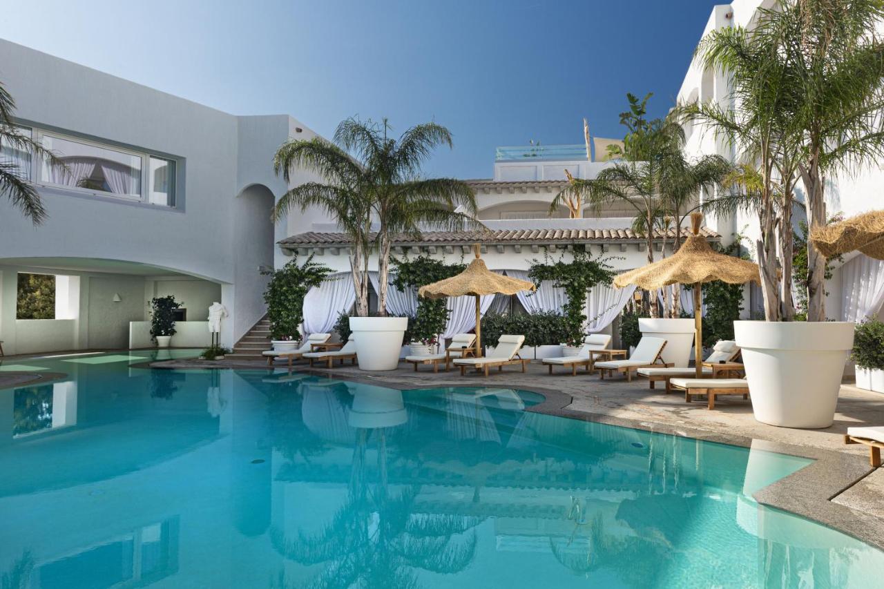 Superior Double or Twin Room Pool View,1163380986:JPEG