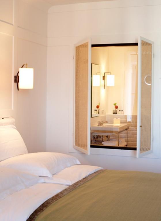 Courtyard Deluxe
