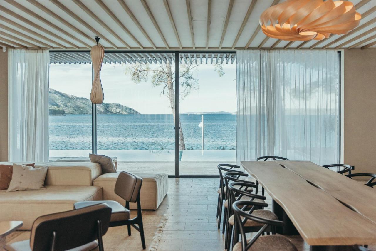Villa con 5 Camere da Letto e Vista Mare