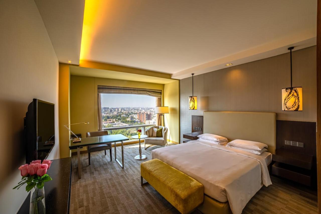 King Room | on Spa & on F&B Till 31st Oct