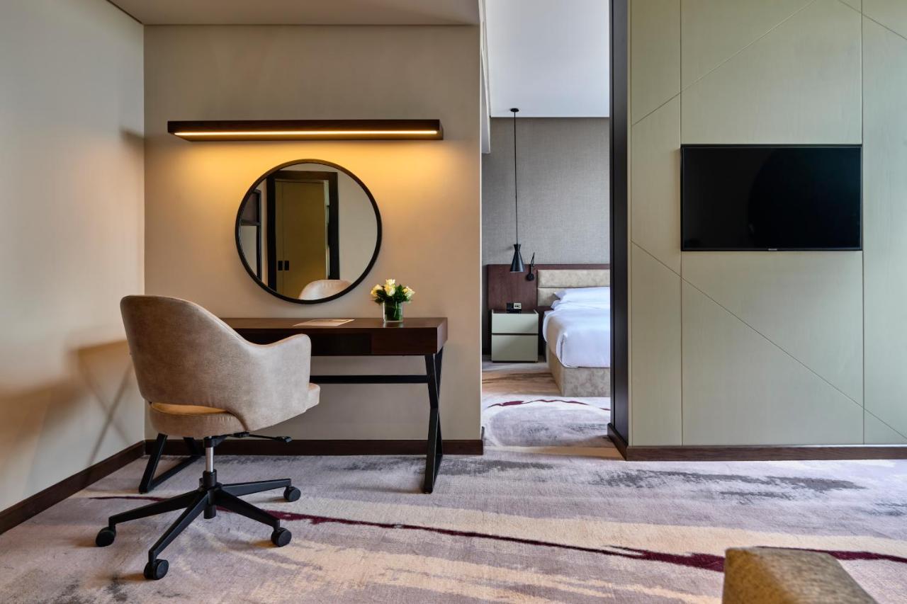 Junior King Suite - Club Floor