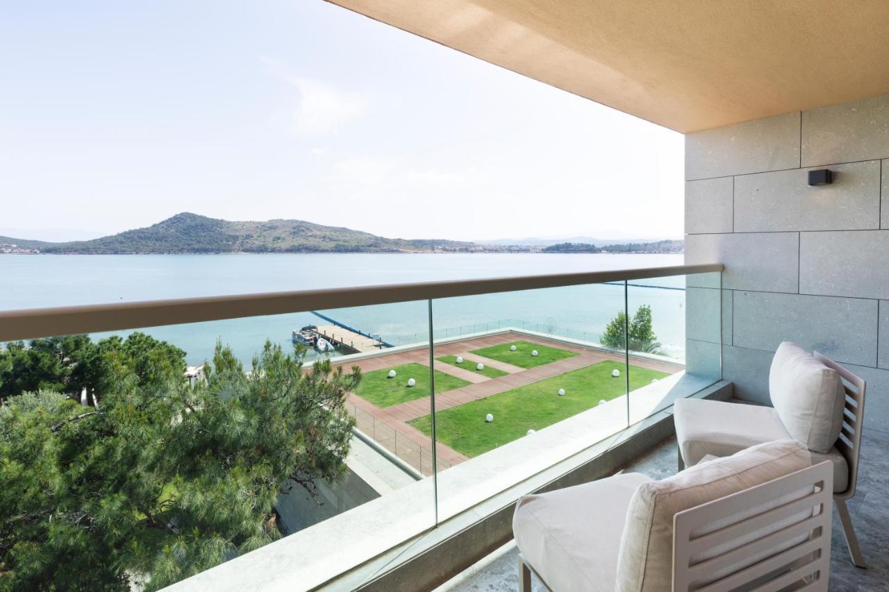 Superior Room with Side Sea View