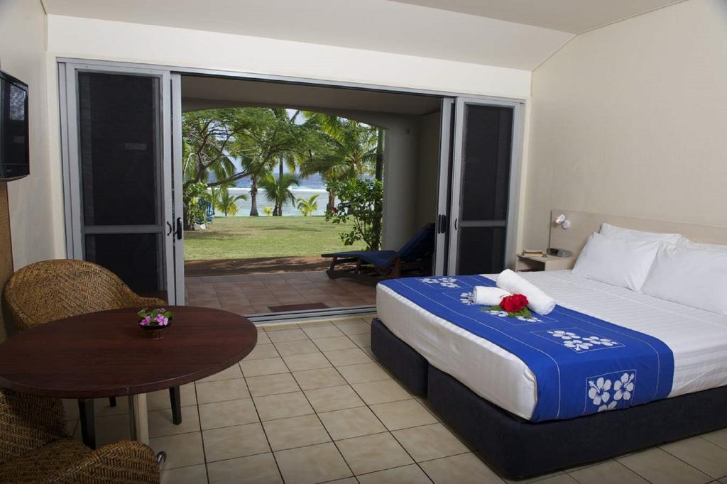 Studio with Sea Views