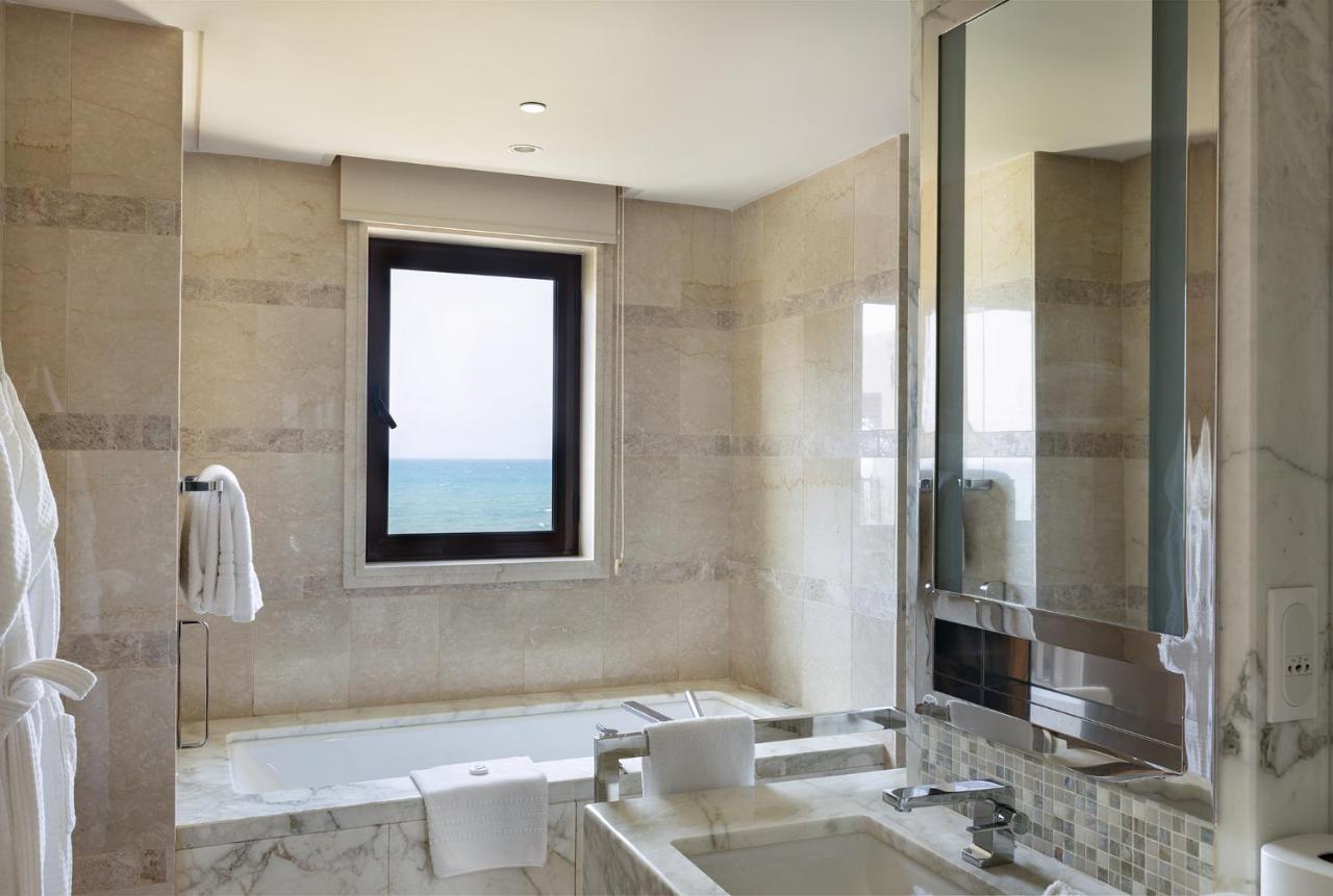 Habitación Doble Deluxe con 2 camas individuales y vista al jardín