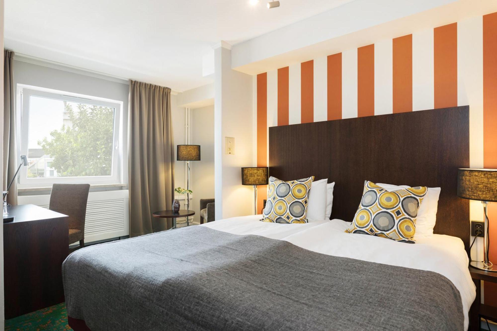 Classic Queen Room