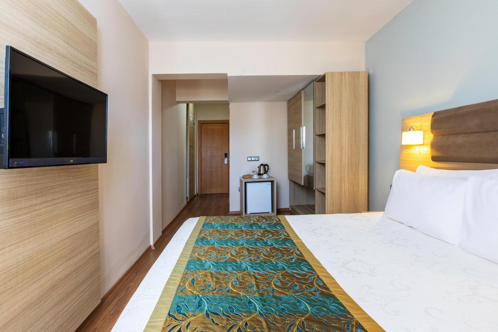 Superior Double Room Garden View