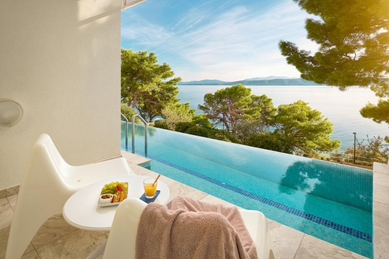 Standard Double Room Swim Up Sea View,1192795933:JPEG