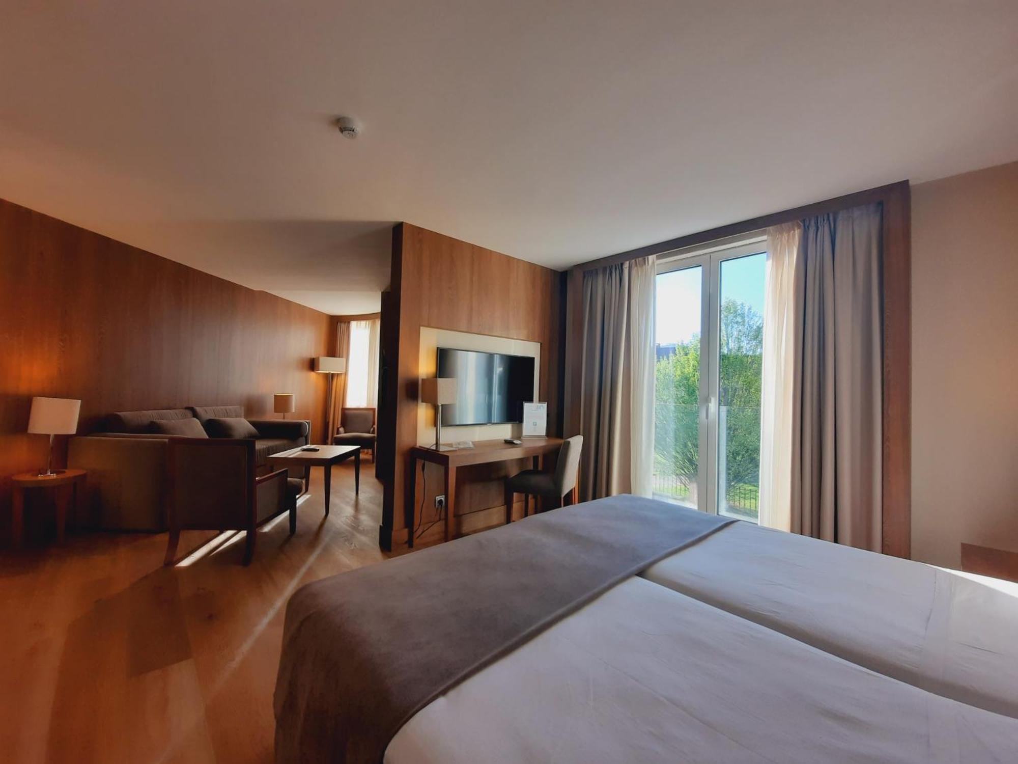 Triple Room,1156299207:JPEG