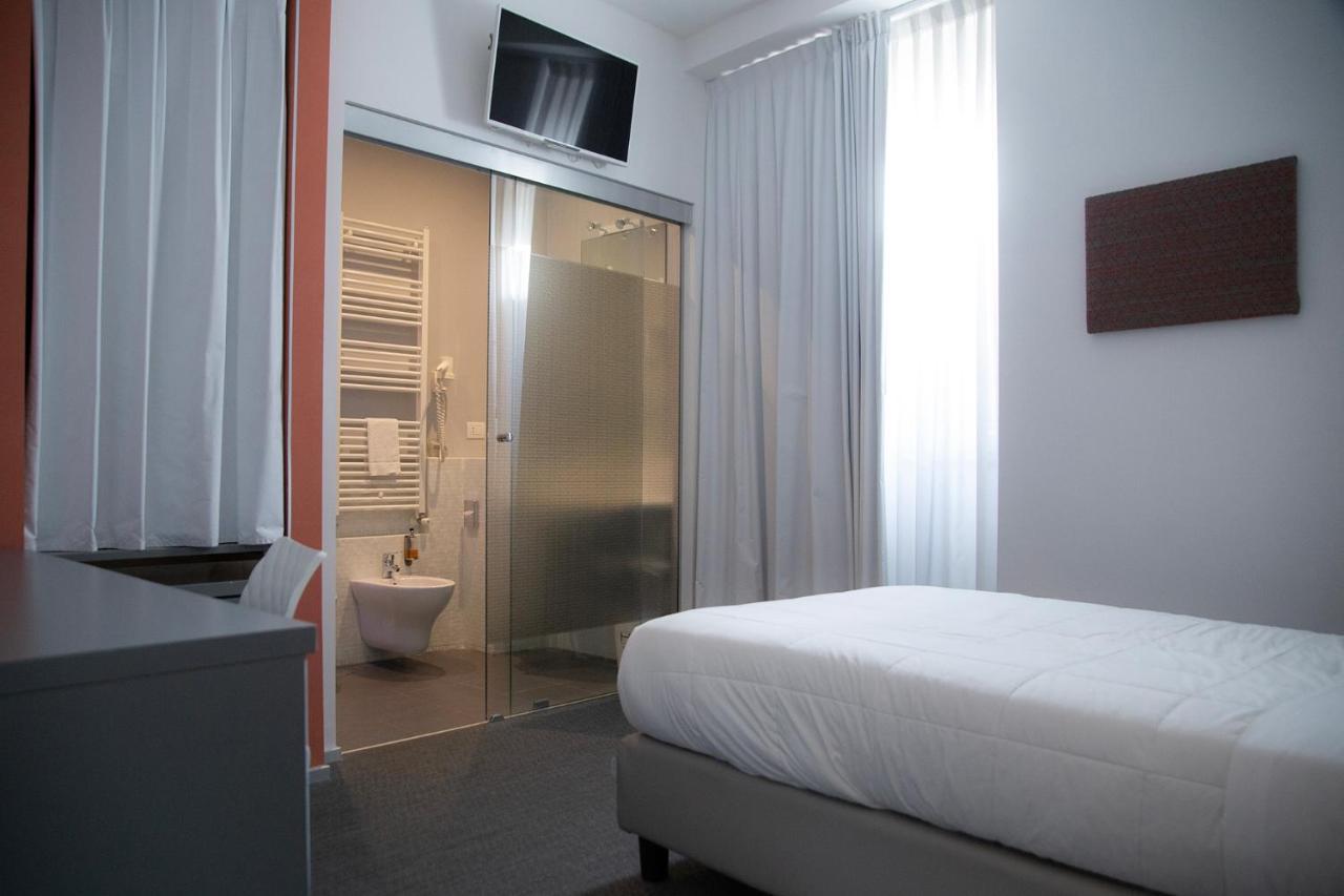 Single Room,1199929384:JPEG