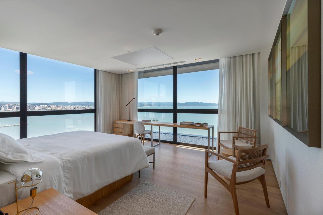 Suite with Sea View