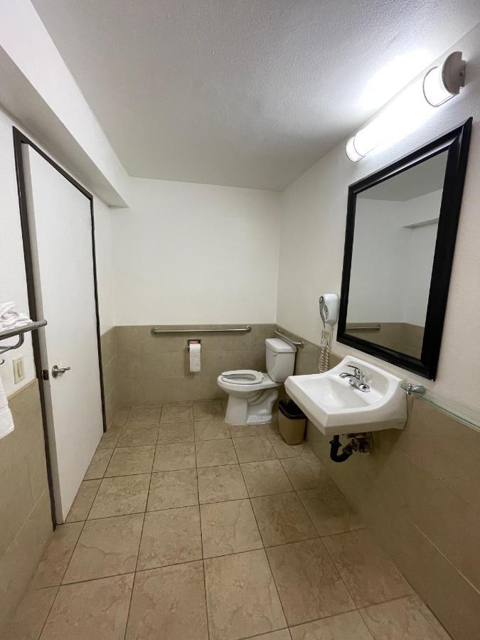 King Room - Disability Access