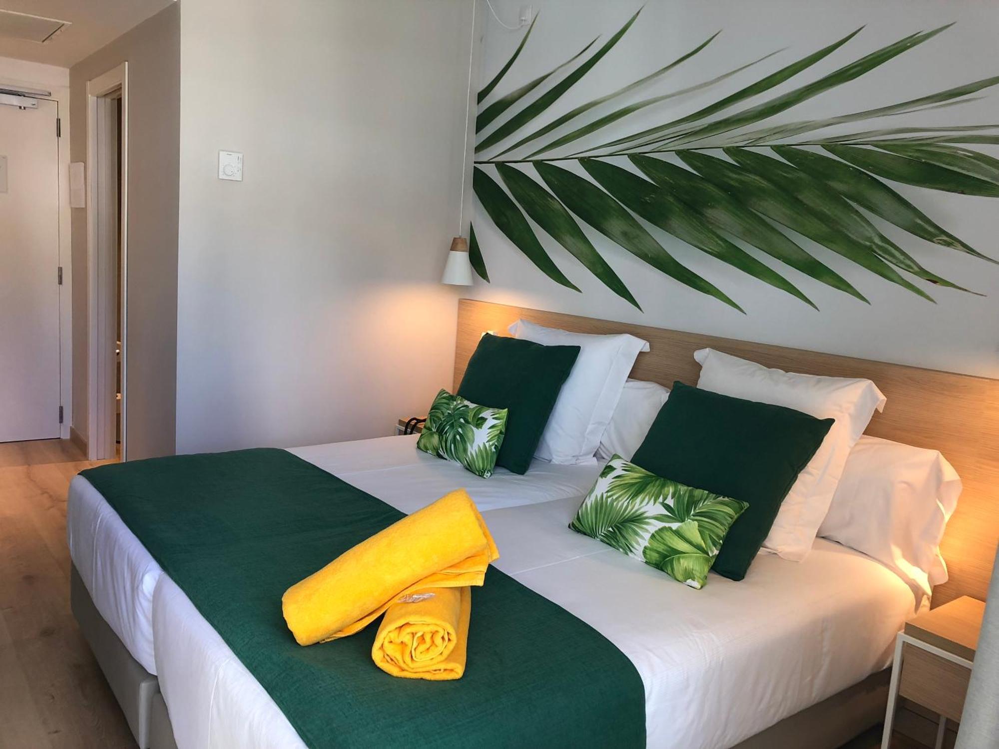 Junior Suite mit Poolblick