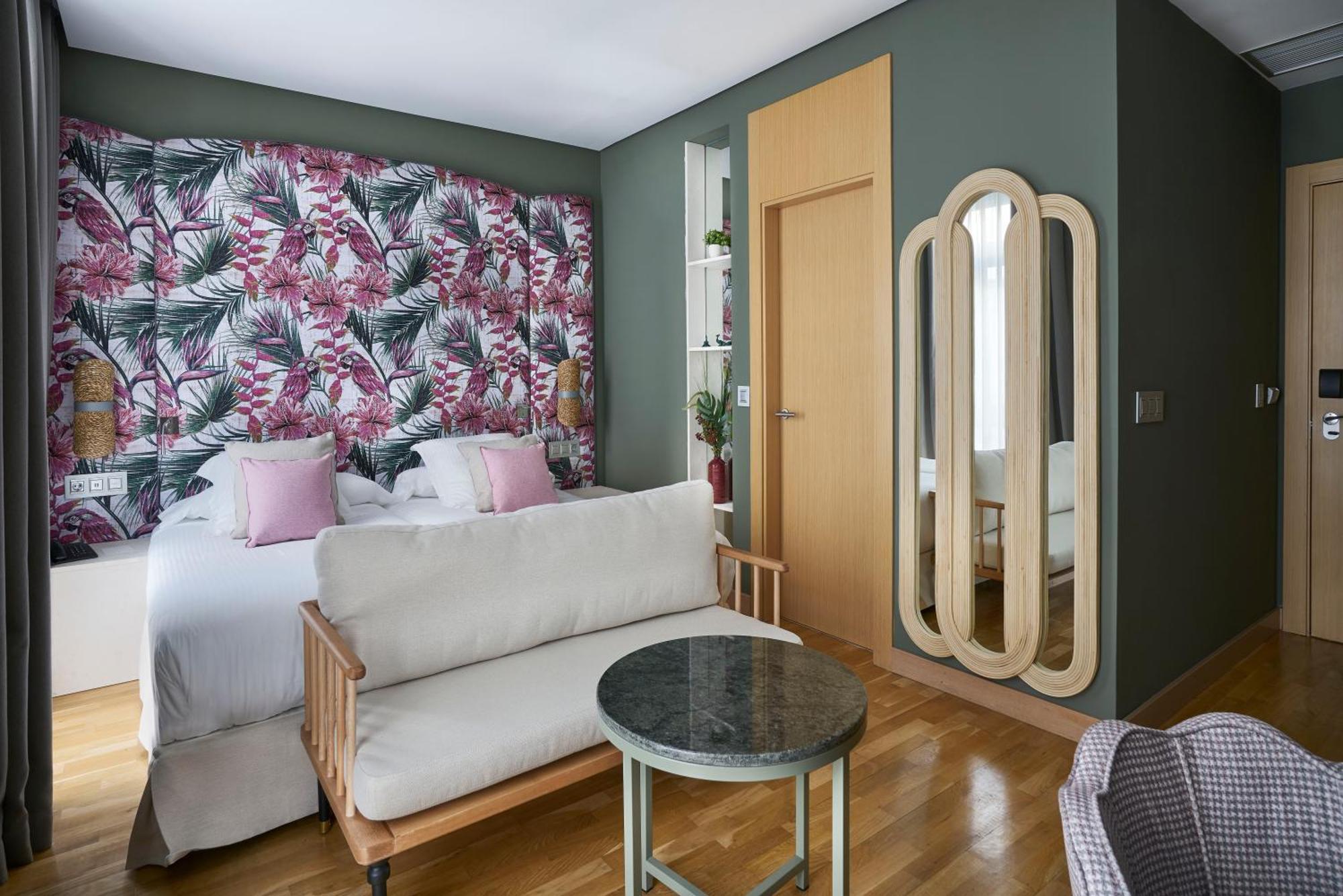 Standard Room,1672569623:JPEG