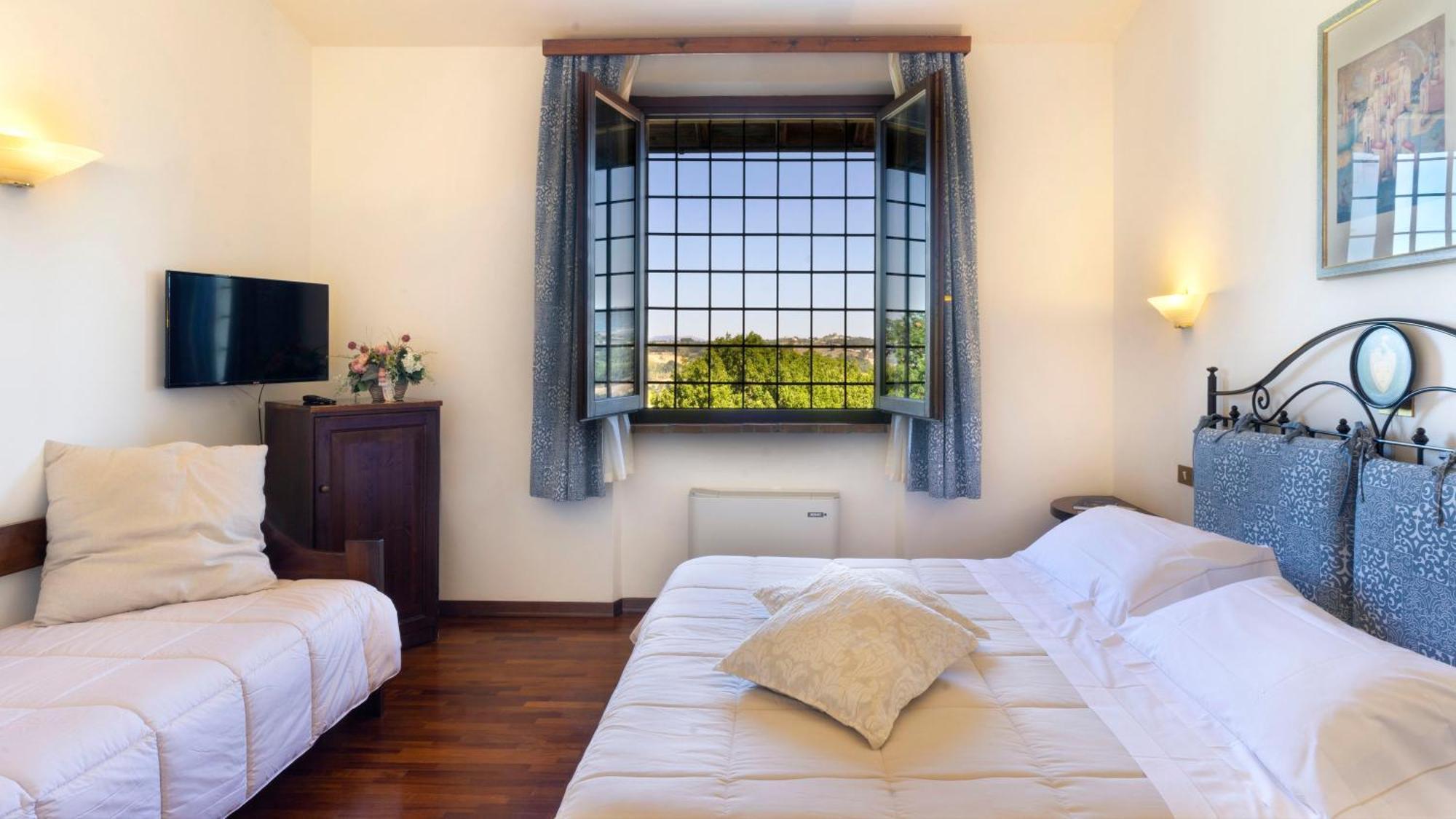 Triple Room,1209655300:JPEG