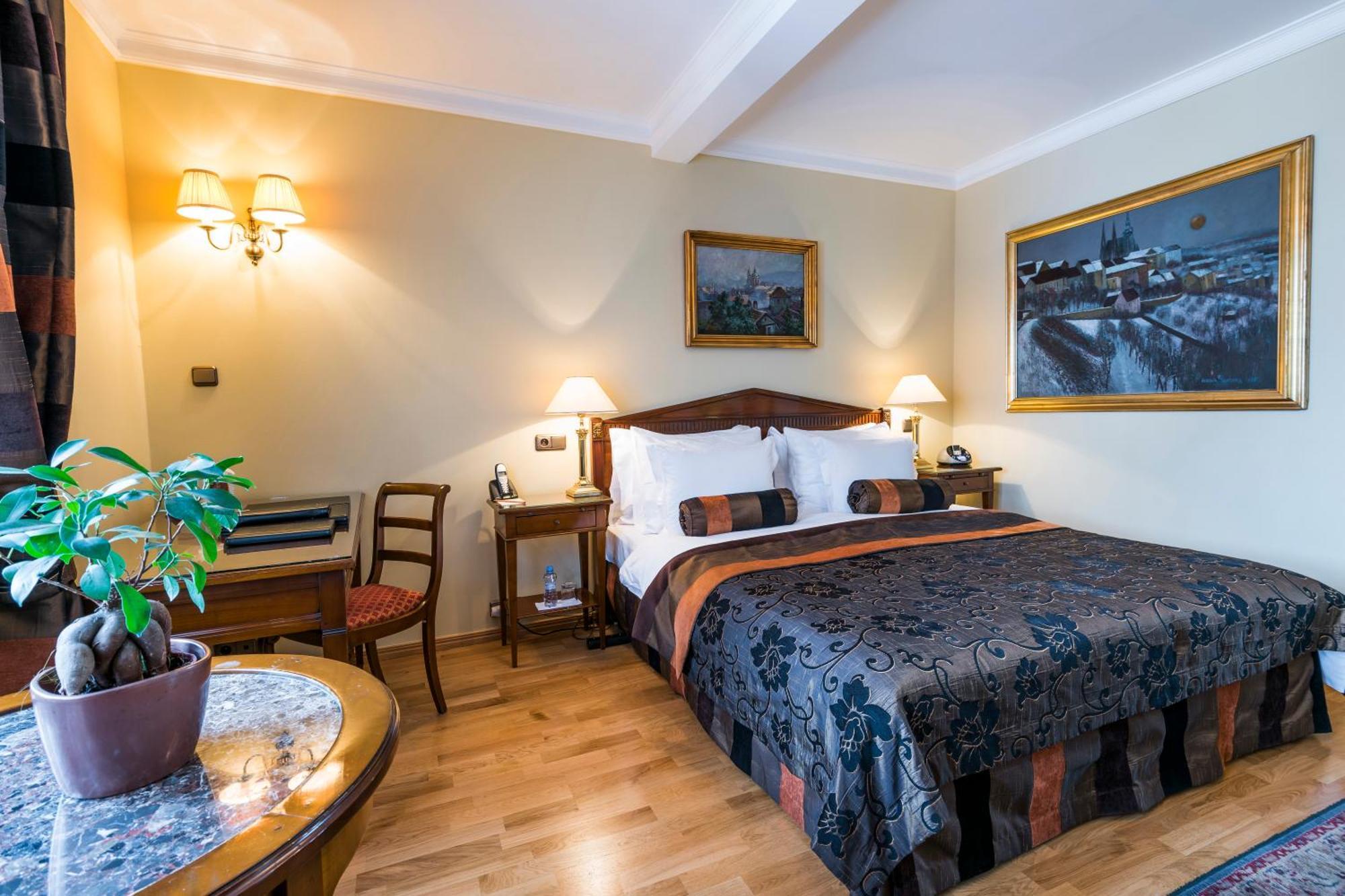 Superior Double/Twin Room