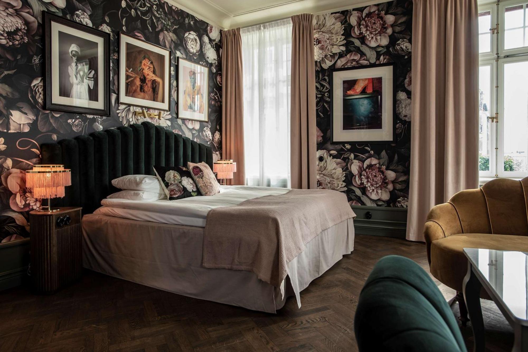 Junior King Suite