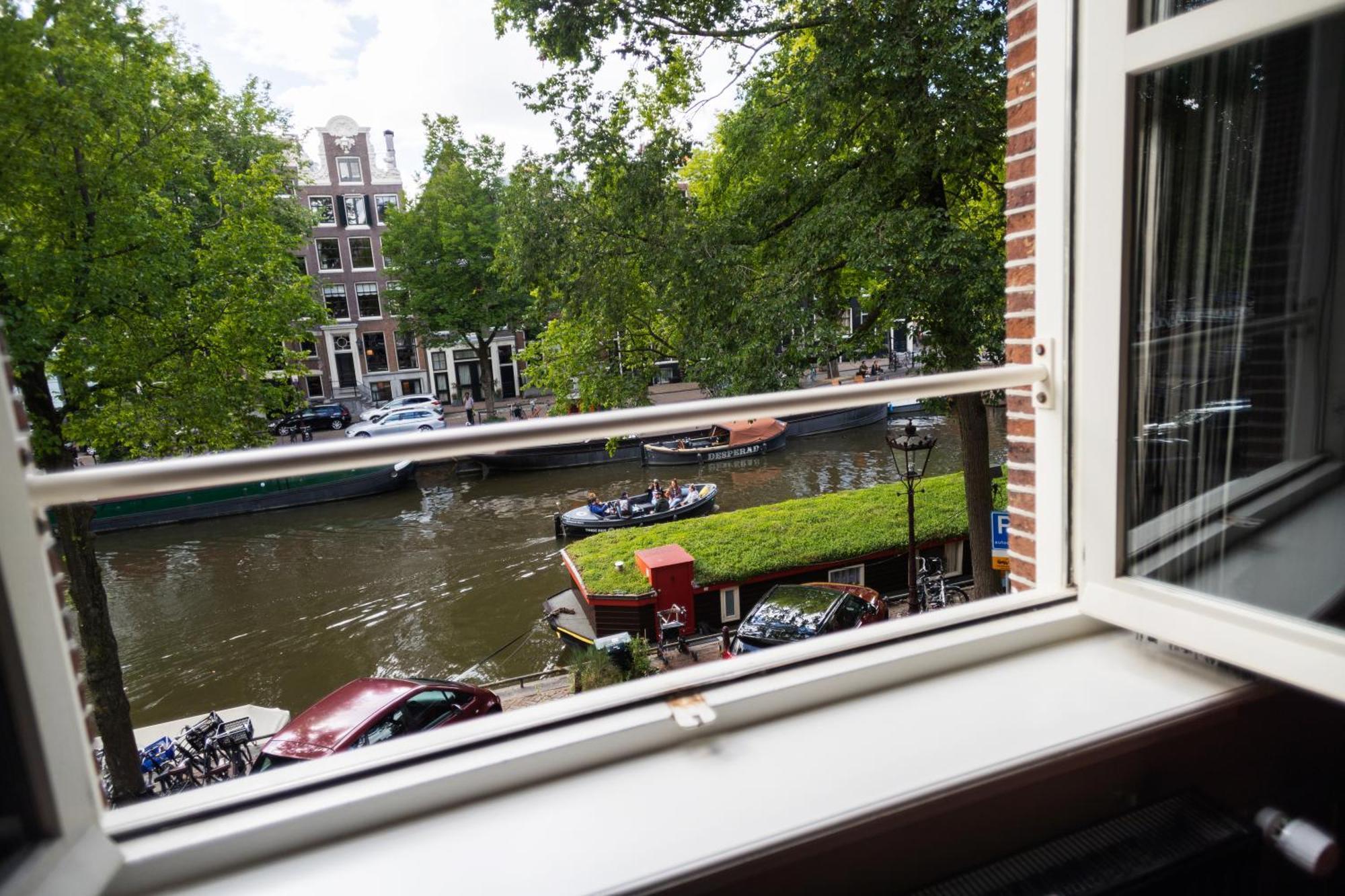 Small Double Room Canal View