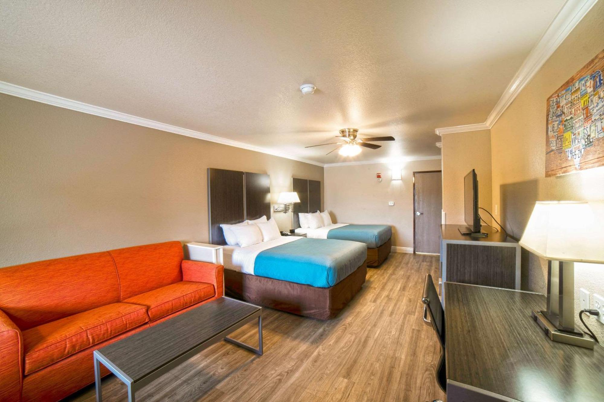 Suite with Two Queen Beds - Accessible/Non-Smoking