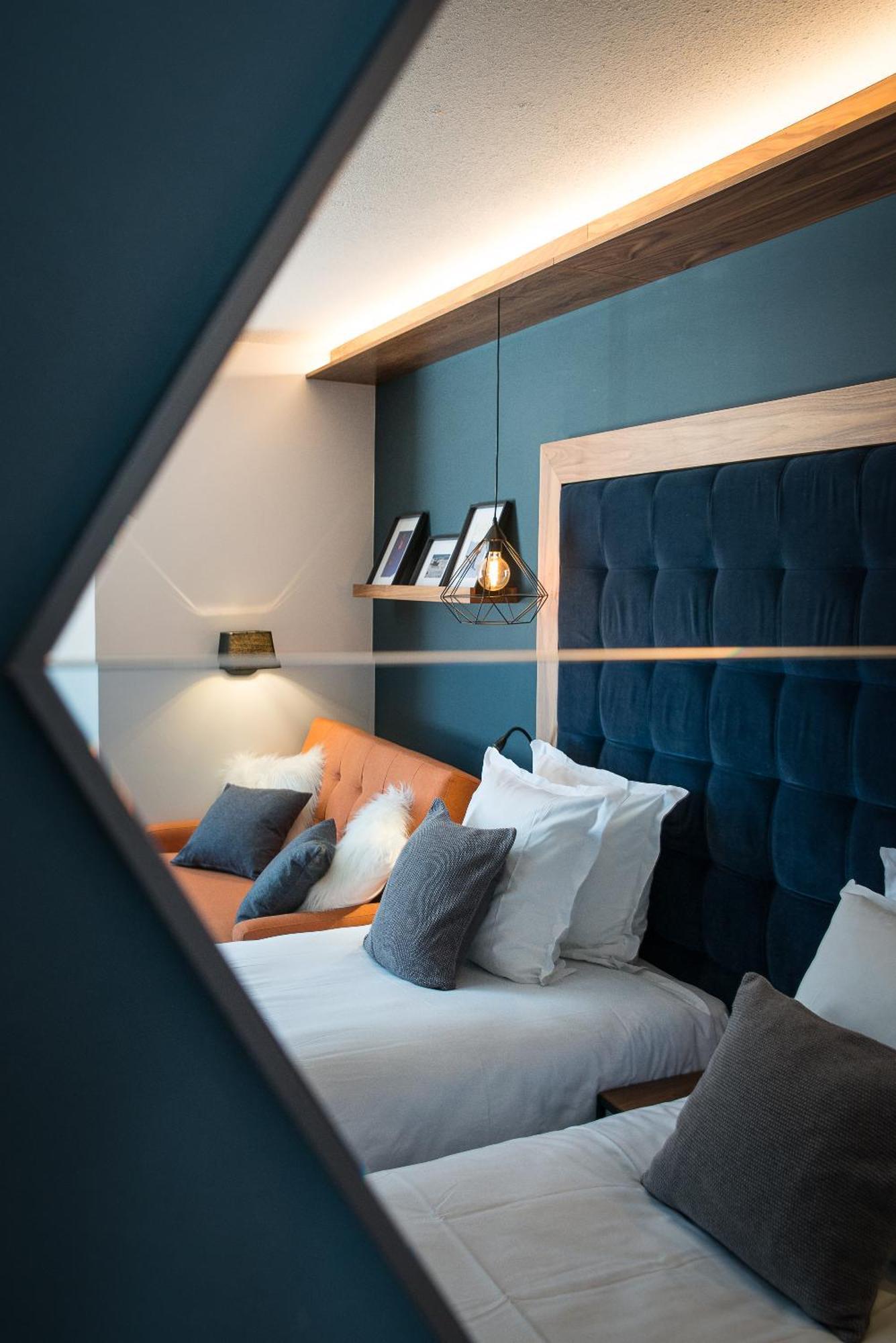 Double Room,1631549184:JPEG