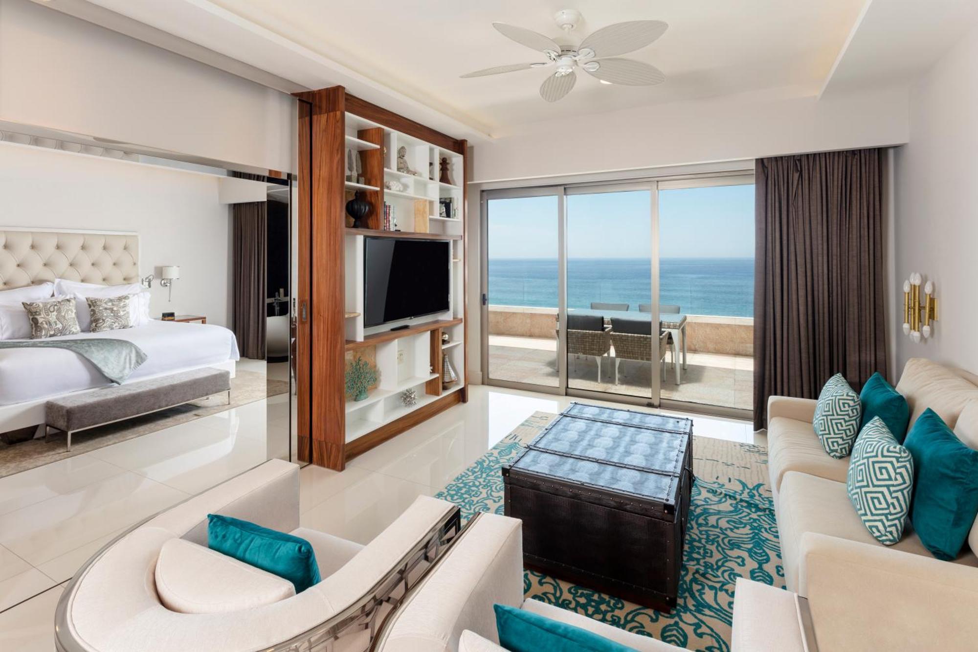 One-Bedroom Ocean View 1 King Bed