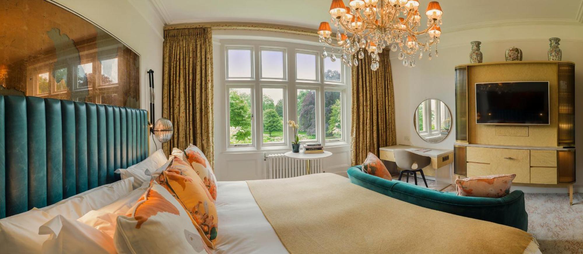 Marvellous Room,1498674475:JPEG