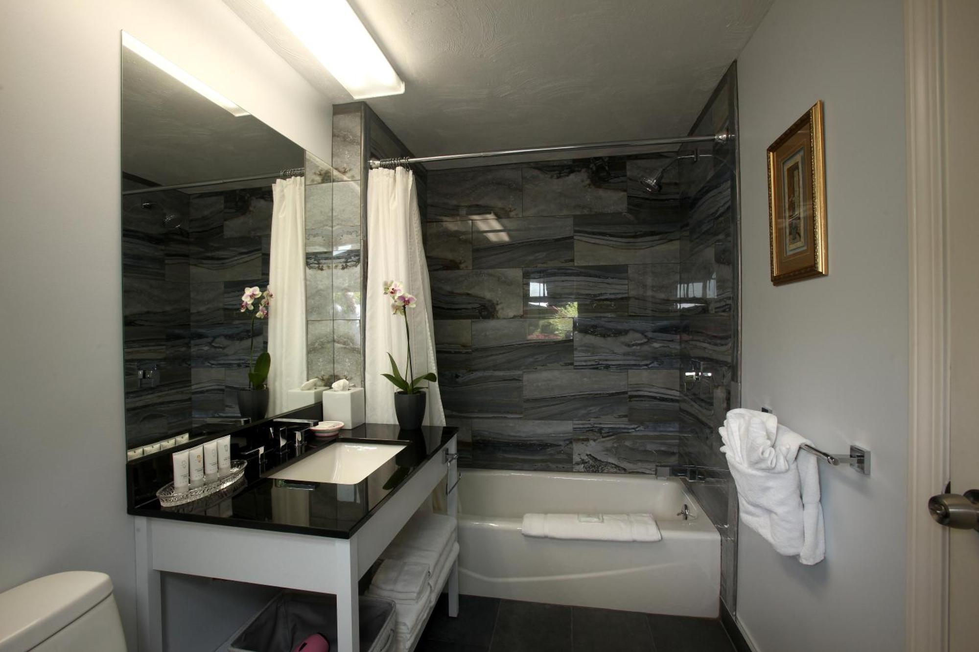 One Double Bed Room