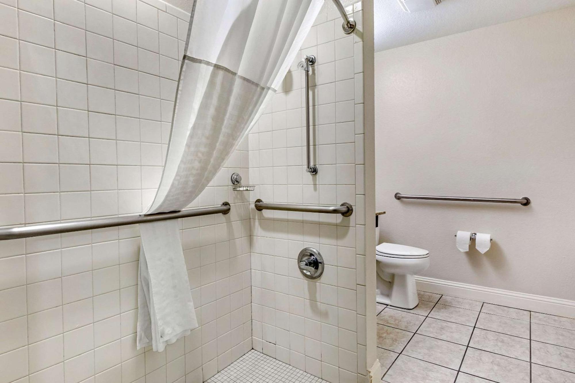 Accessible Queen Suite Roll in Shower