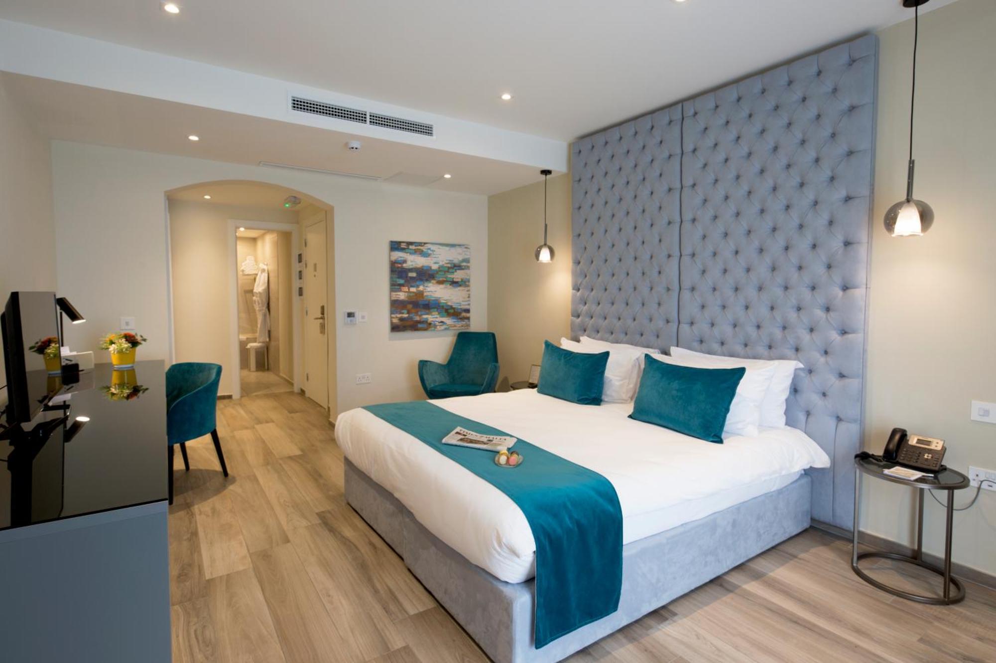 Superior Double or Twin Room,1219398316:JPEG