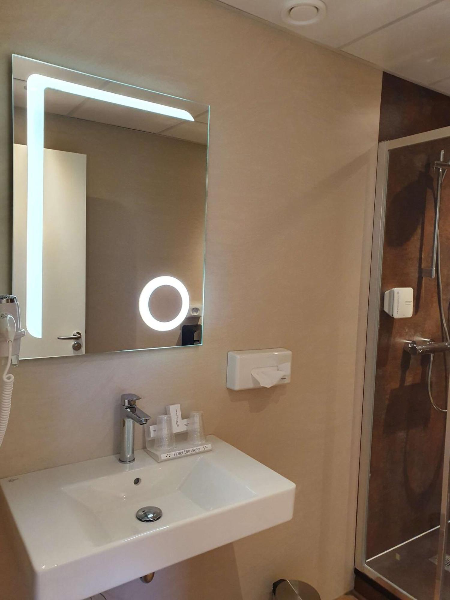Twin Room Sky View