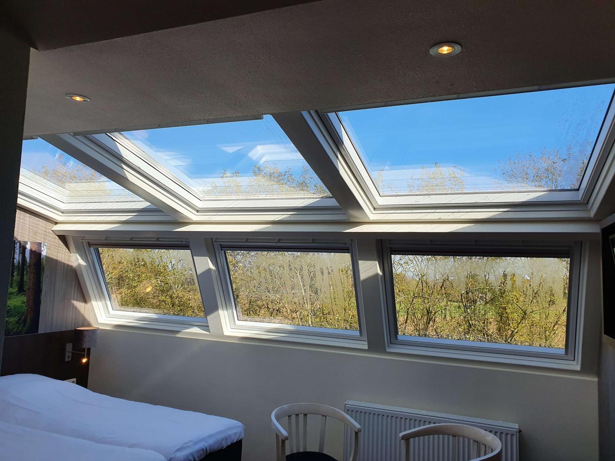 Twin Room Sky View