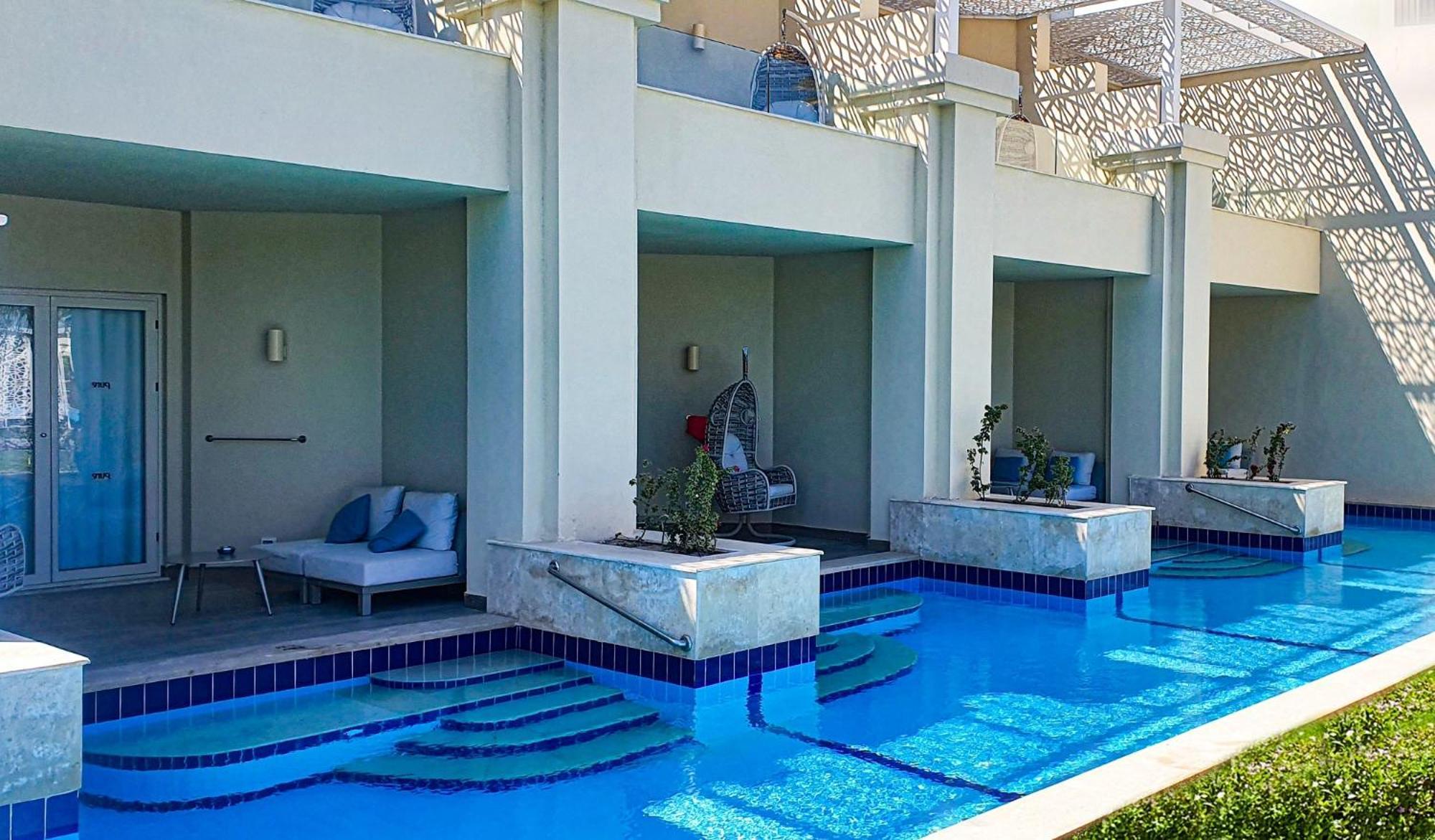 Suite avec Accès Direct à la Piscine - Réservée aux Citoyens et Résidents Égyptiens