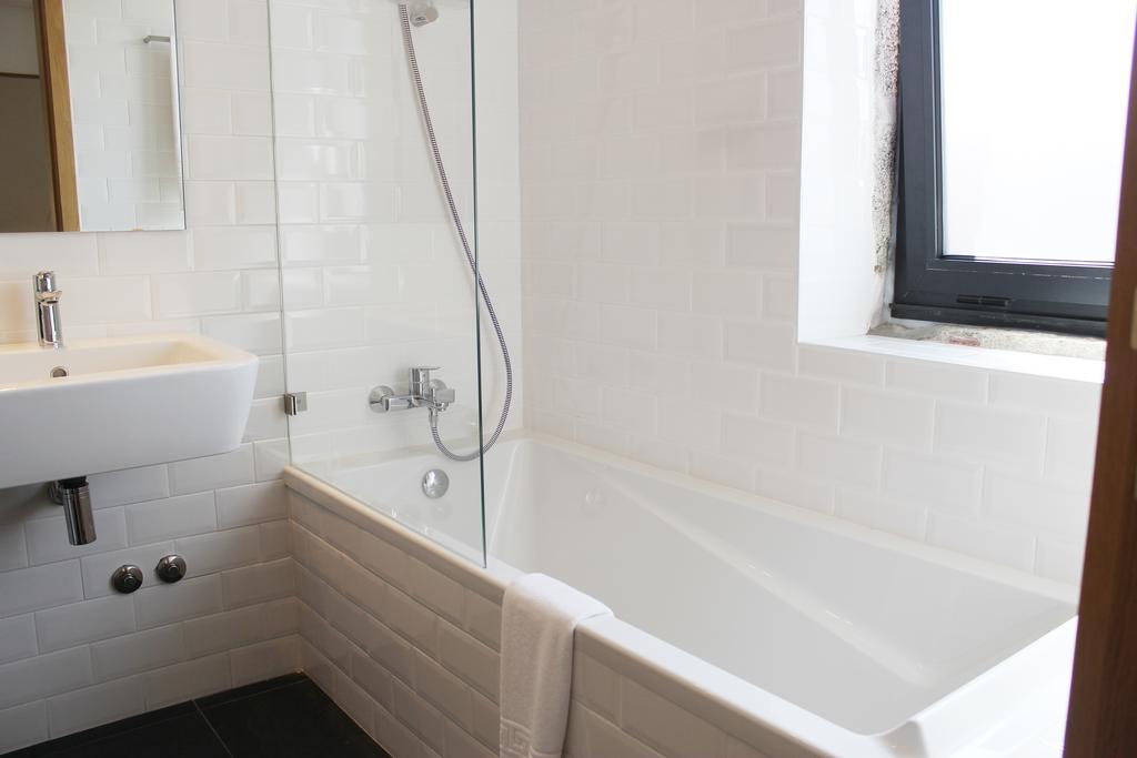 Two-Bedroom House,122075566:JPEG