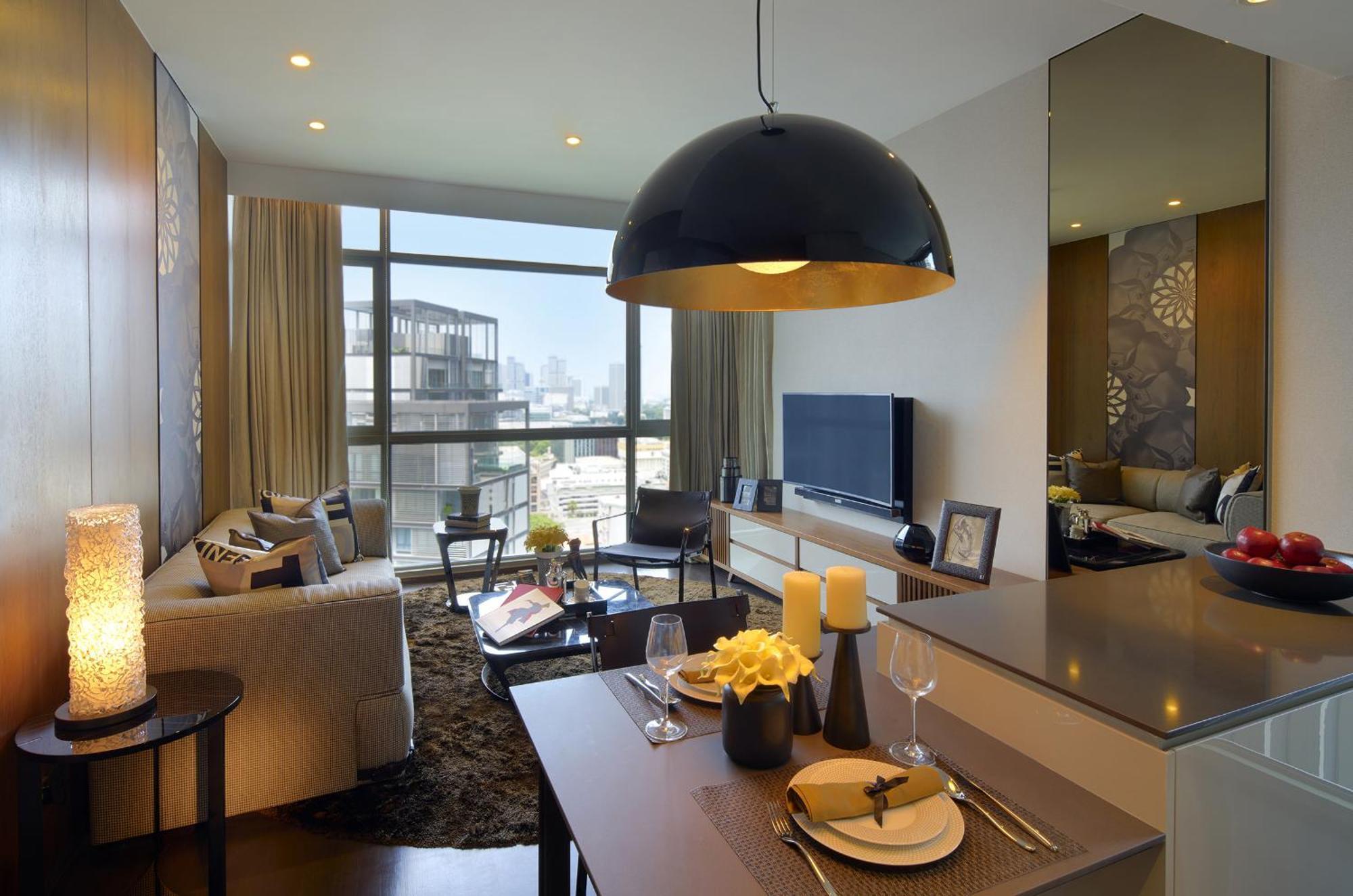 One-Bedroom Pierre Suite