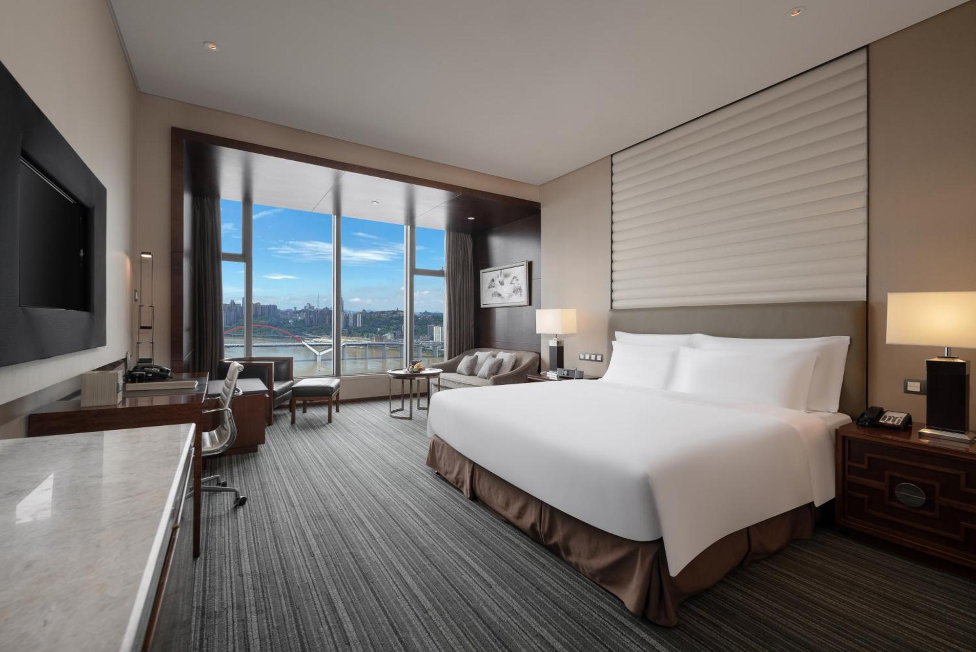 Superior Room with City View