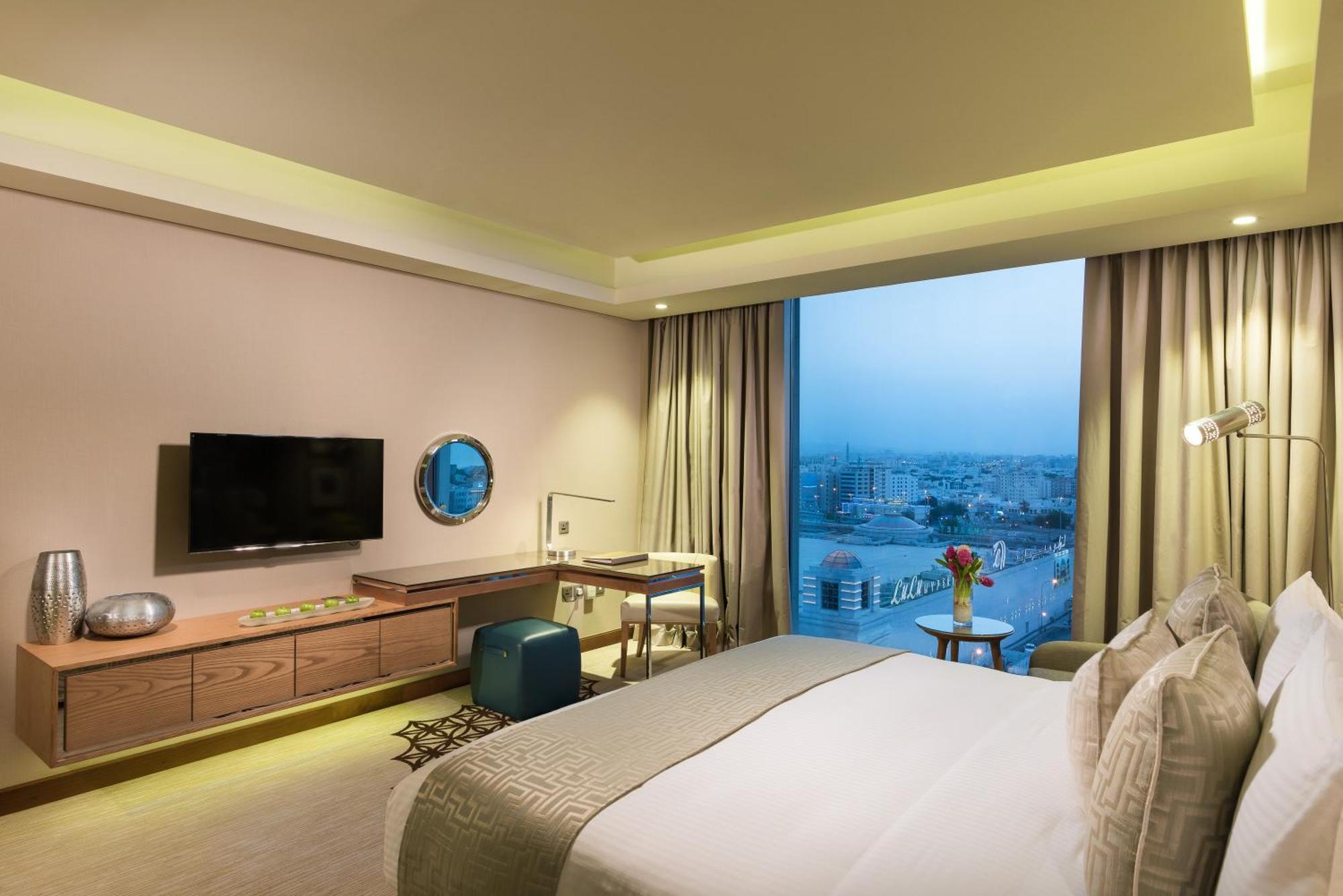 Deluxe King Room