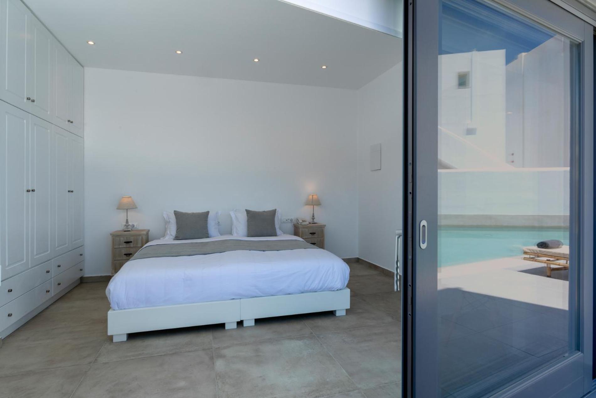 Private Pool Room,1284244927:JPEG