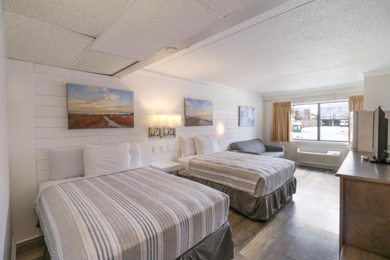 Deluxe Double Room with Extra Bed
