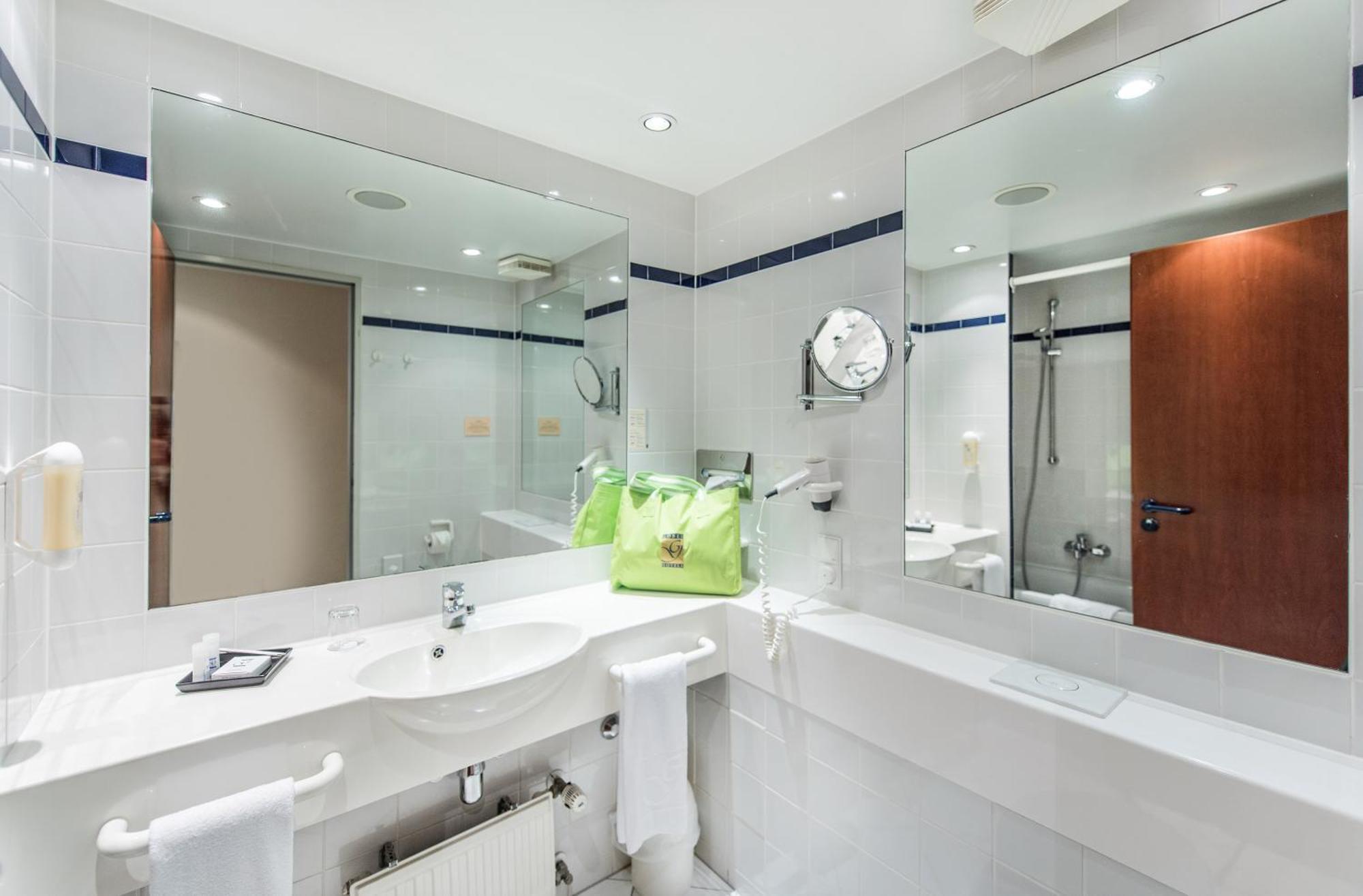 Double Room,1228443989:JPEG
