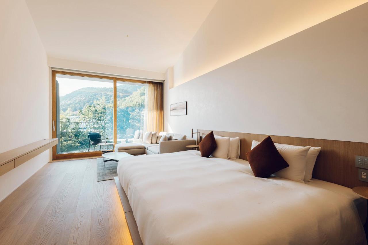 King Room with Mountain View