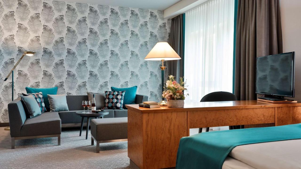Junior Suite,1705742094:JPEG