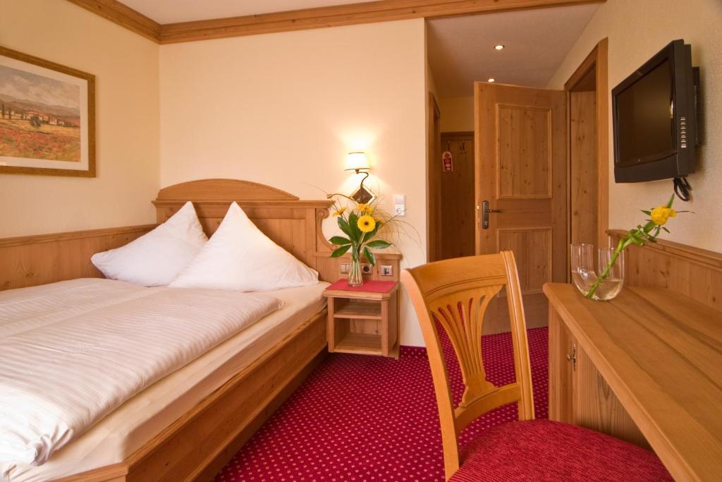Single Room,1589142397:JPEG