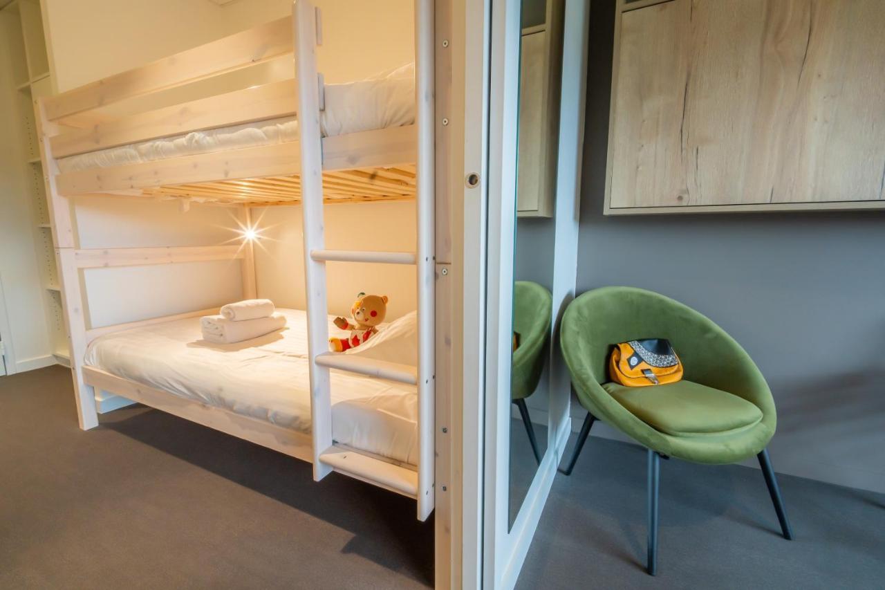 Family Room One King Bed One Bunk Bed Non-Smoking,1246751911:JPEG