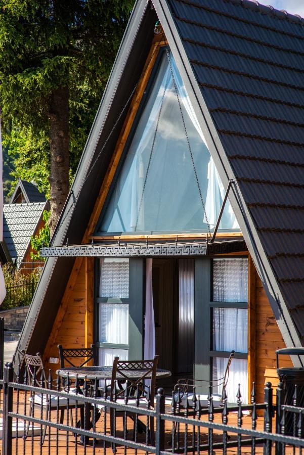 Duplex Cabin